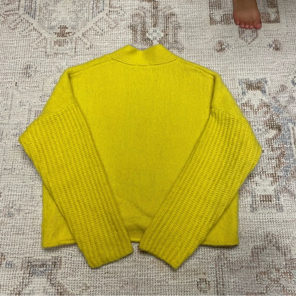 Wray Henry Cropped Wool Blend Cardigan Blazing Yellow - Picture 3 of 8